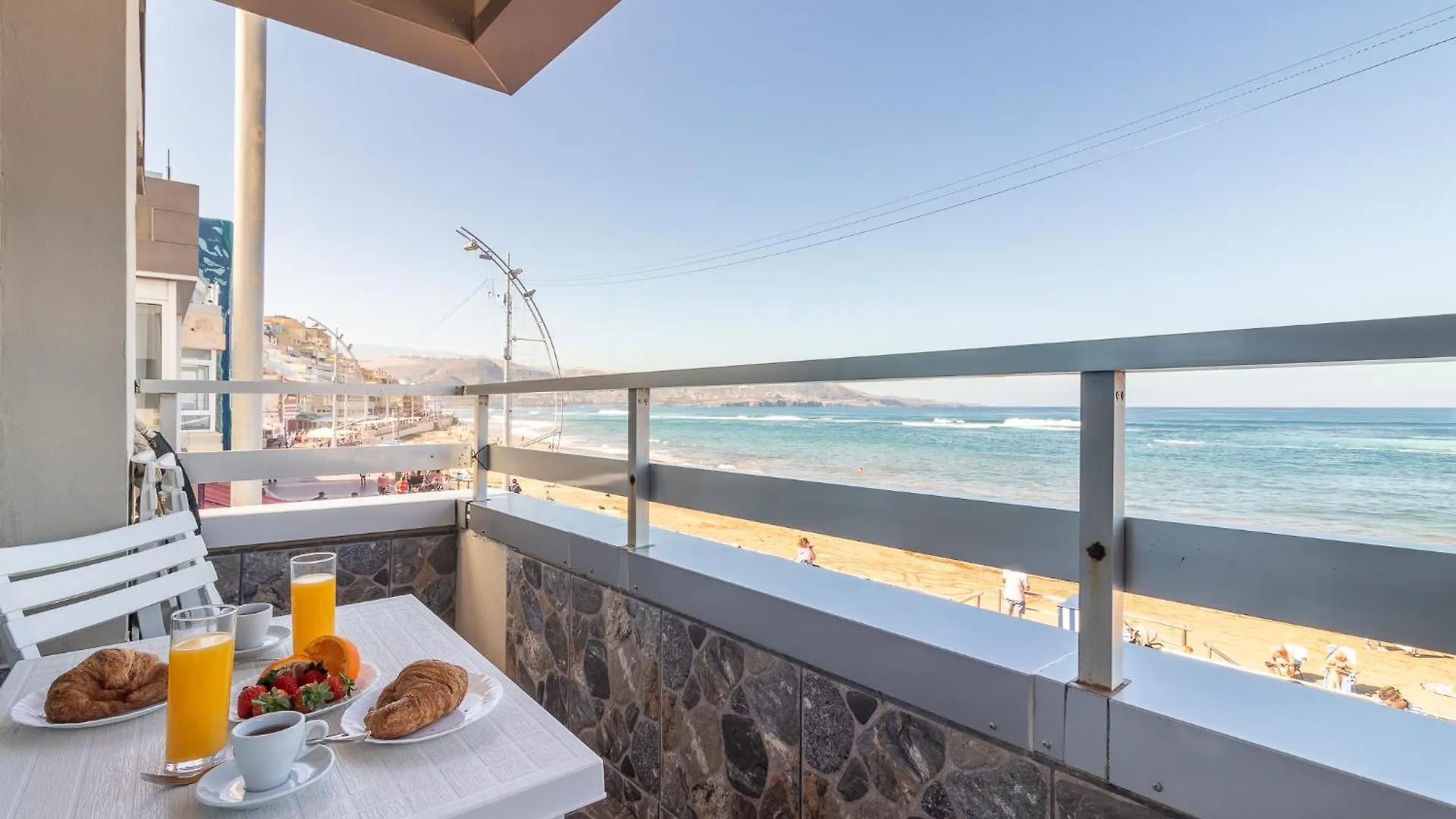 Seafront Terrace Apartment Las Canteras لاس بالماس دي غران كاناريا